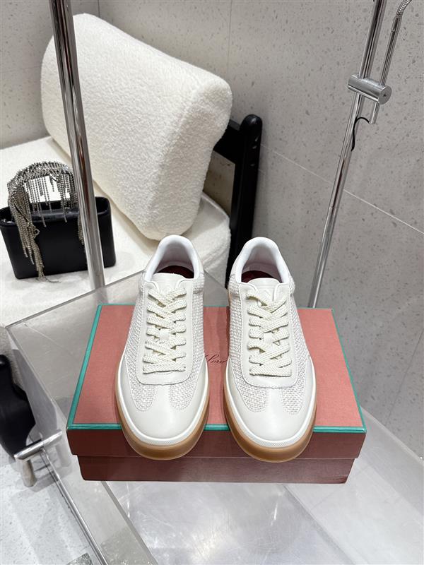 20251128153657977 310